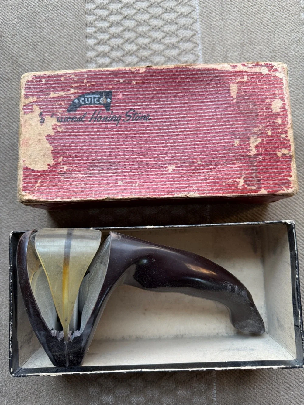 Cutco Handheld Knife Sharpener in Black and Amber Vintage made in USA